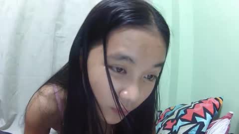 Snapshot of urskinnygirl4u18 chatting on 7, 3, 2025 Urskinnygirl4u18 - ROSE ROOM online show from 7, 3, 2025