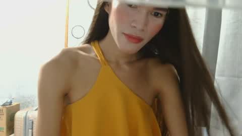 urtrans_sheenlyn online show from 29, 6, 2026