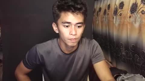 urwild_fuckerxx online show from 29, 3, 2026