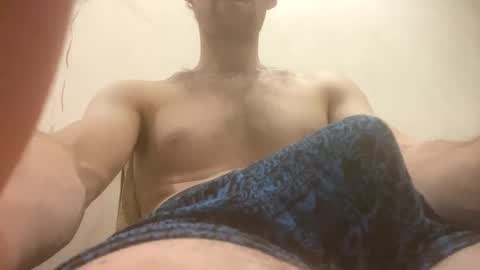 Snapshot of uverinc chatting on 1, 2, 2025 Uverinc online show from 1, 2, 2025