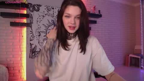 Snapshot of uwu_eva chatting on 31, 1, 2025 Eva online show from 31, 1, 2025