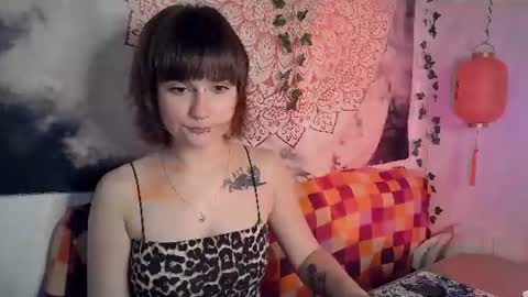 Snapshot of uwujudyosas chatting on 14, 7, 2026 Judy online show from 14, 7, 2026