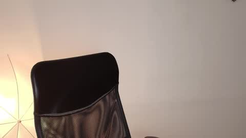 UYUKIE online show from 1, 10, 2025