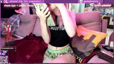 Snapshot of v3n0mb1t3z chatting on 18, 11, 2025 kermit online show from 18, 11, 2025