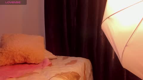 Vahiolet smith online show from 29, 12, 2024