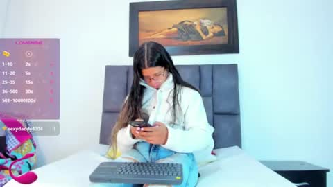 Snapshot of vahiolet_smith chatting on 23, 7, 2026 Vahiolet smith online show from 23, 7, 2026