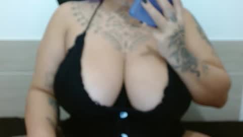 Vah Oliver online show from 24, 10, 2025