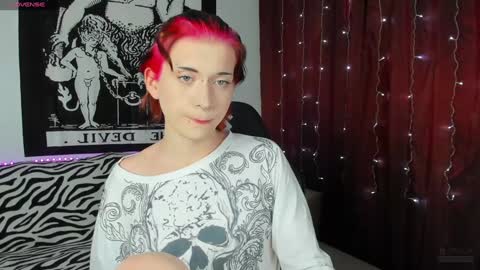 Snapshot of vailyreb chatting on 7, 12, 2024 Marin online show from 7, 12, 2024
