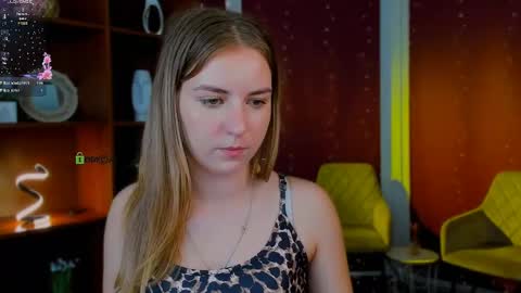 vaiolet_lovely online show from 14, 5, 2026