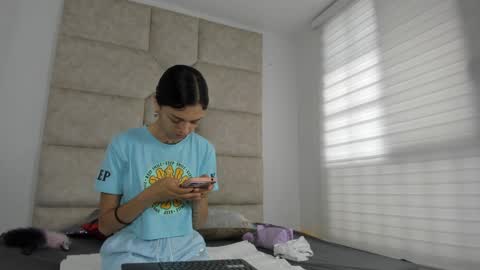 Snapshot of vaiolett_smith chatting on 25, 9, 2025 V A I O L E T T  S M I T H online show from 25, 9, 2025