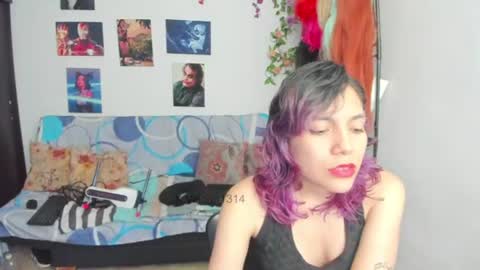 Snapshot of vaioletuwu chatting on 23, 6, 2026 Vaiolet1314 online show from 23, 6, 2026