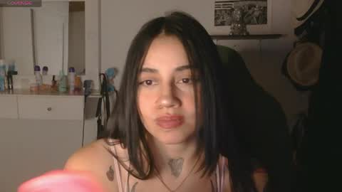 Snapshot of val_bardot1 chatting on 2, 6, 2026 first of all... who are u online show from 2, 6, 2026