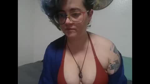 valarieak online show from 19, 10, 2025