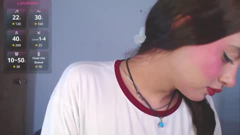 Snapshot of valen_thompson chatting on 17, 10, 2025 IG-valen mendoza99 twitter valenthompson99 online show from 17, 10, 2025