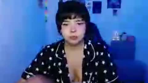 Snapshot of valenbeauty chatting on 18, 6, 2026 valenbeauty online show from 18, 6, 2026