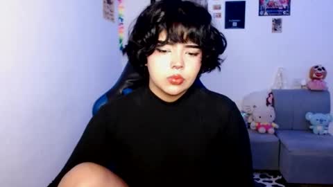 Snapshot of valenbeauty chatting on 17, 7, 2026 valenbeauty online show from 17, 7, 2026