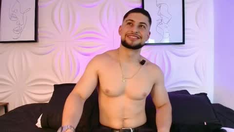 Snapshot of valenssio_moretti chatting on 9, 5, 2026 valenssio_moretti online show from 9, 5, 2026
