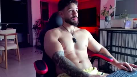 Snapshot of valenthinoking chatting on 2, 8, 2026 valenthinoking online show from 2, 8, 2026