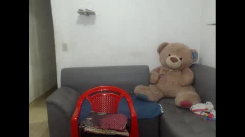 valentina028 online show from 5, 3, 2025