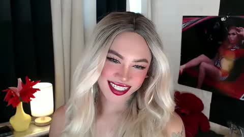Snapshot of valentina_goddess_tsxxx chatting on 8, 2, 2025 Amanda online show from 8, 2, 2025