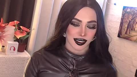Snapshot of valentina_goddess_tsxxx chatting on 26, 9, 2025 Amanda online show from 26, 9, 2025