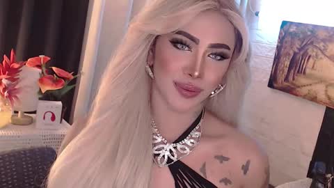 Snapshot of valentina_goddess_tsxxx chatting on 28, 9, 2025 Amanda online show from 28, 9, 2025
