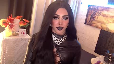 Snapshot of valentina_goddess_tsxxx chatting on 30, 9, 2025 Amanda online show from 30, 9, 2025