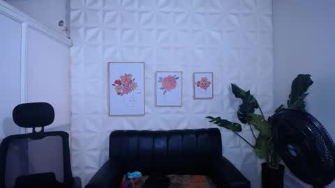 Valentina  online show from 12, 3, 2026