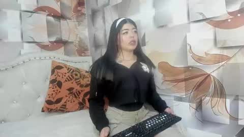 Snapshot of valentina_purple chatting on 14, 7, 2026 VALENTINA online show from 14, 7, 2026