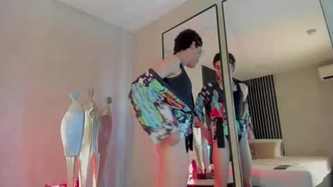 valentinaguerra1 online show from 12, 11, 2025