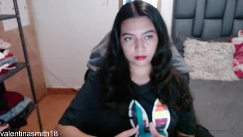 valentinasmith18 online show from 14, 4, 2026