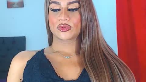 VALENTINA   online show from 14, 1, 2025