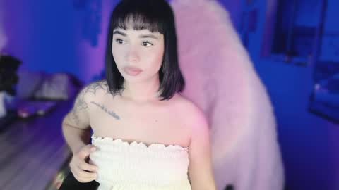 Danielle  Please help me to reach 300 thumbs up online show from 30, 5, 2026
