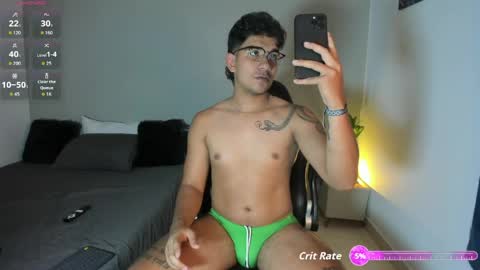 Snapshot of valentino_santos chatting on 6, 5, 2026 valentino santos online show from 6, 5, 2026
