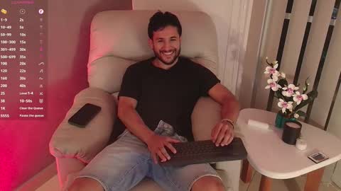 Valentino online show from 22, 2, 2025