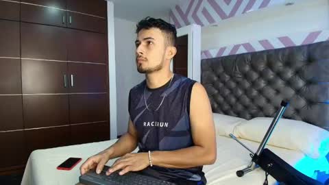  Valentinos  online show from 18, 3, 2026