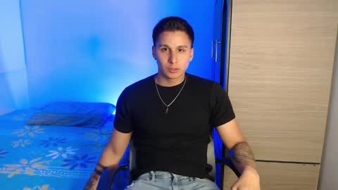 VALENTINO online show from 13, 11, 2025