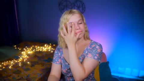 Snapshot of valeri______ chatting on 30, 7, 2026 valeri______ online show from 30, 7, 2026