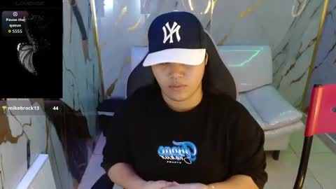 valeri_harpers4 online show from 22, 4, 2026