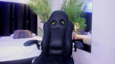 Snapshot of valeri_tafur chatting on 20, 10, 2025 valeri_tafur online show from 20, 10, 2025