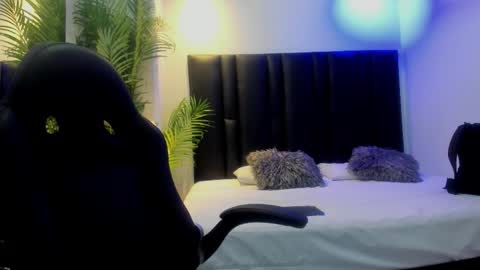 Snapshot of valeri_tafur chatting on 7, 11, 2025 valeri_tafur online show from 7, 11, 2025