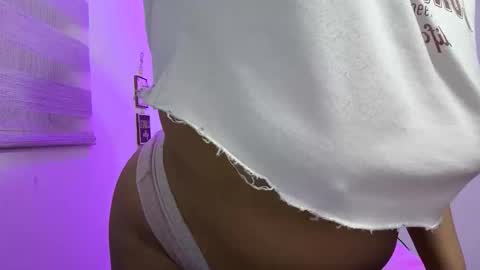 Snapshot of valeria_cherry chatting on 15, 5, 2026 valeria online show from 15, 5, 2026
