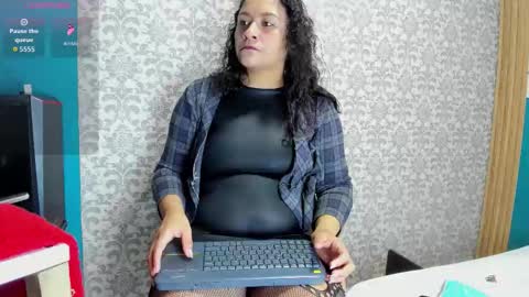 Costume lover online show from 12, 2, 2026