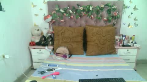 La valerie26 online show from 1, 11, 2025