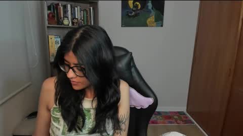 Val  online show from 10, 2, 2026