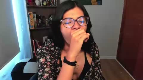 Snapshot of valerie__sky chatting on 7, 7, 2026 Val online show from 7, 7, 2026