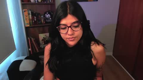 Snapshot of valerie__sky chatting on 8, 7, 2026 Val online show from 8, 7, 2026