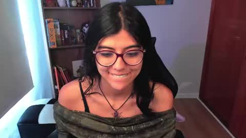 Snapshot of valerie__sky chatting on 10, 7, 2026 Val online show from 10, 7, 2026