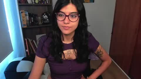 Snapshot of valerie__sky chatting on 18, 7, 2026 Val online show from 18, 7, 2026