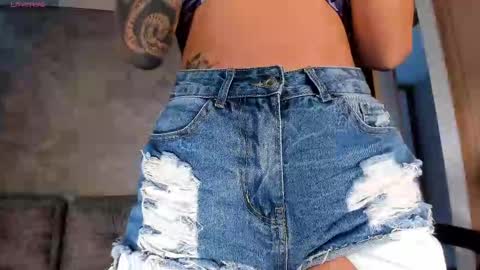  call me Val  online show from 11, 11, 2025